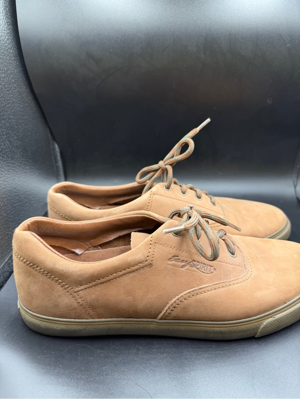 Easy spirit Casual Men’s Lace-Up Sneakers in Tan